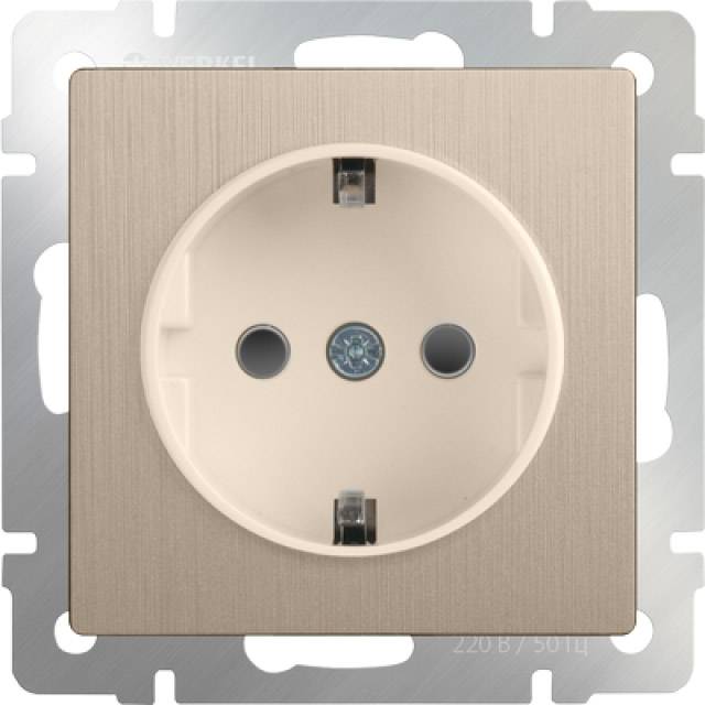 Розетка с заземлением и шторками шампань рифленая WL10-SKGS-01-IP44 4690389085253