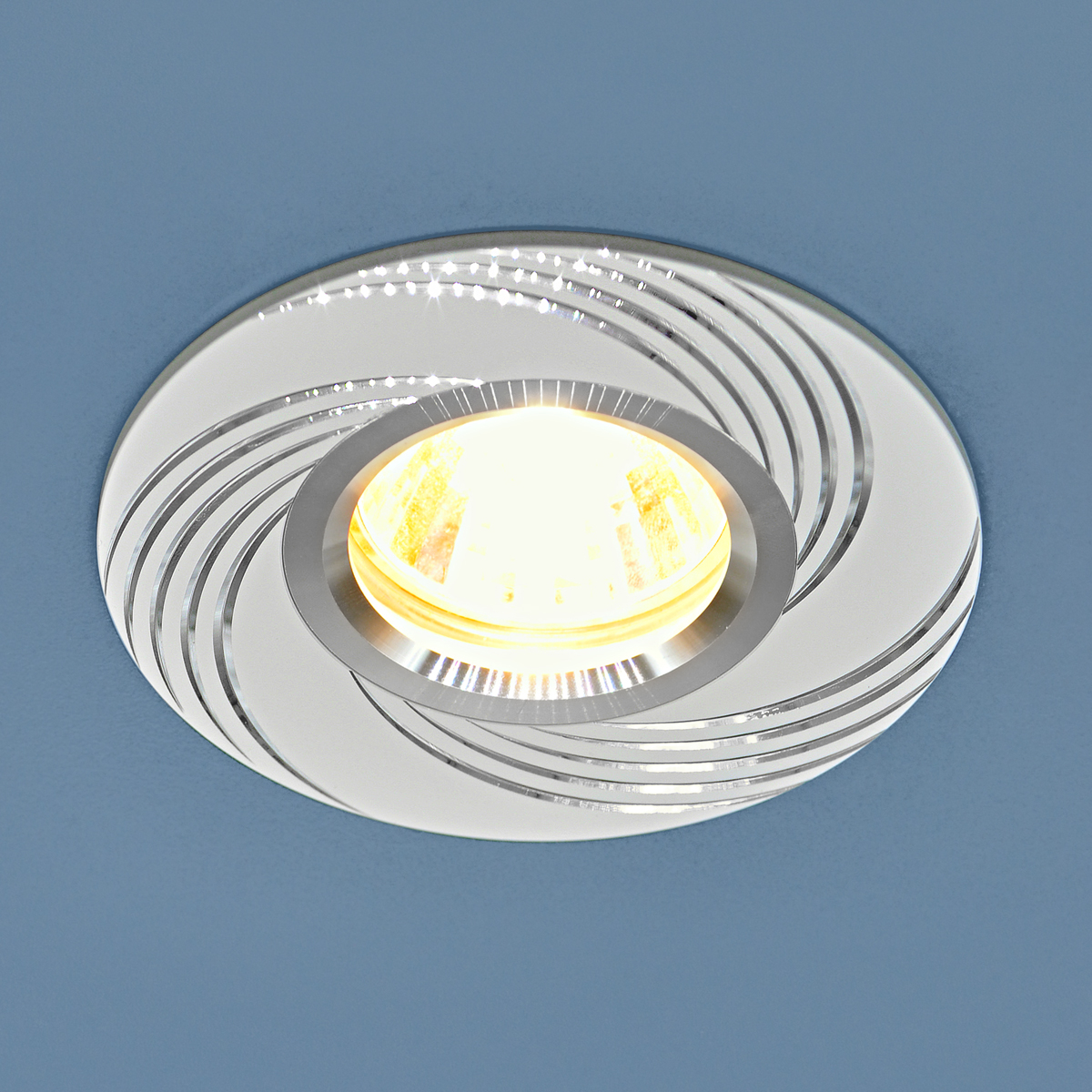 Встраиваемый светильник Elektrostandard 5156 MR16 WH белый 4690389081378 